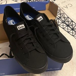 Womens kickstart KEDS size 8.5